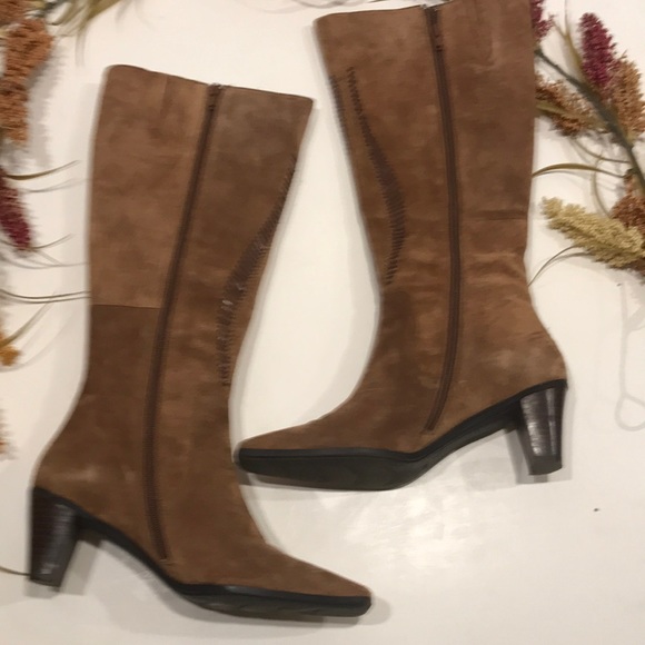 COLDWATER CREEK tan leather tall suede zip up boot - Picture 4 of 8